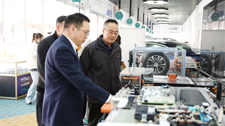 什么是新能源三電系統，新能源汽車維修及充電樁運維主要學些什么？