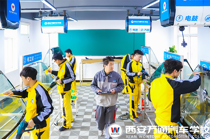 來西安萬通學(xué)汽車美容需要多少錢 多久可以開店創(chuàng)業(yè)
