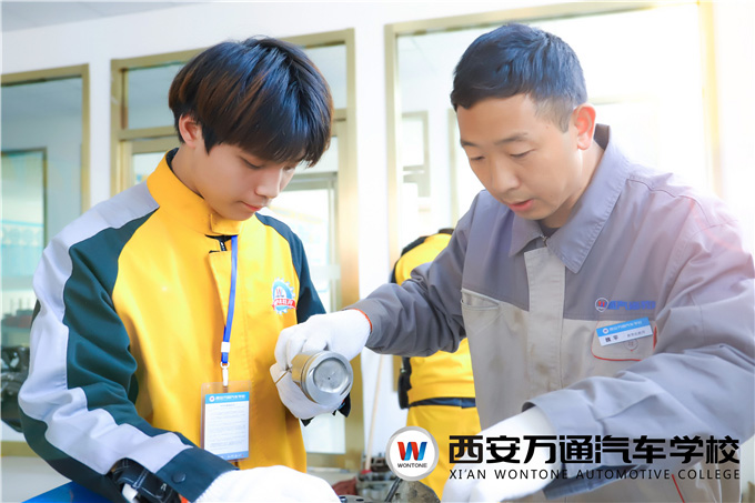 停車后，風(fēng)扇持續(xù)運(yùn)轉(zhuǎn)是正常的嗎？