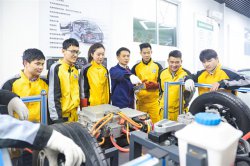學汽車修理怎么樣？學汽修技術到哪里好？