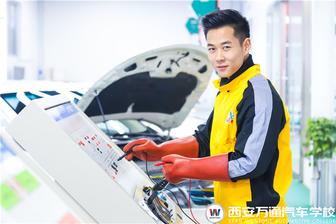 轉學學技術，擇業有出路！西安萬通名企委培班招生即將截止！